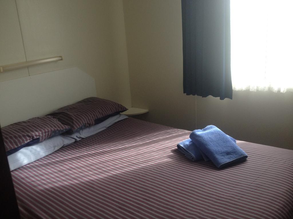 Hotel Hillcrest Tourist Park St Helens Camera foto